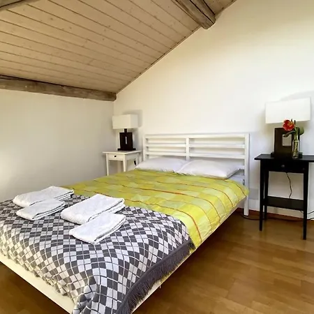 The Penthouse - Center Apartment *